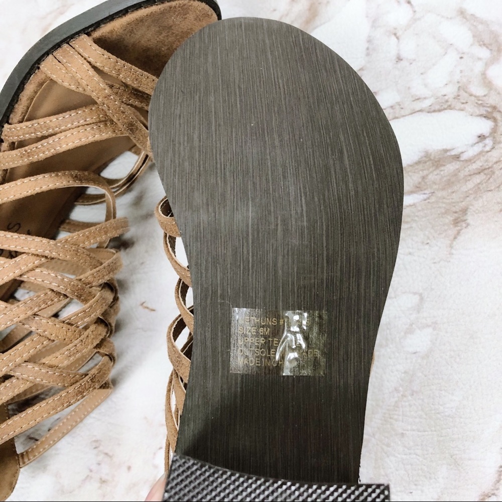 Coconuts by Matisse Neptune Strappy Sandals - Picture 5 of 6